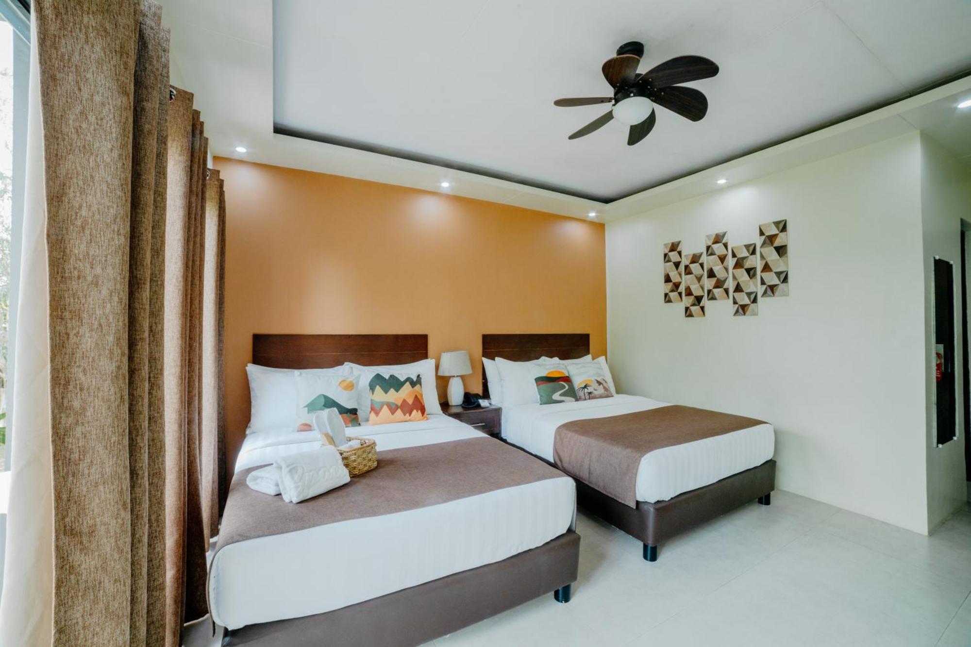 Spacio Caliraya Bed & Breakfast Lumban Exterior foto