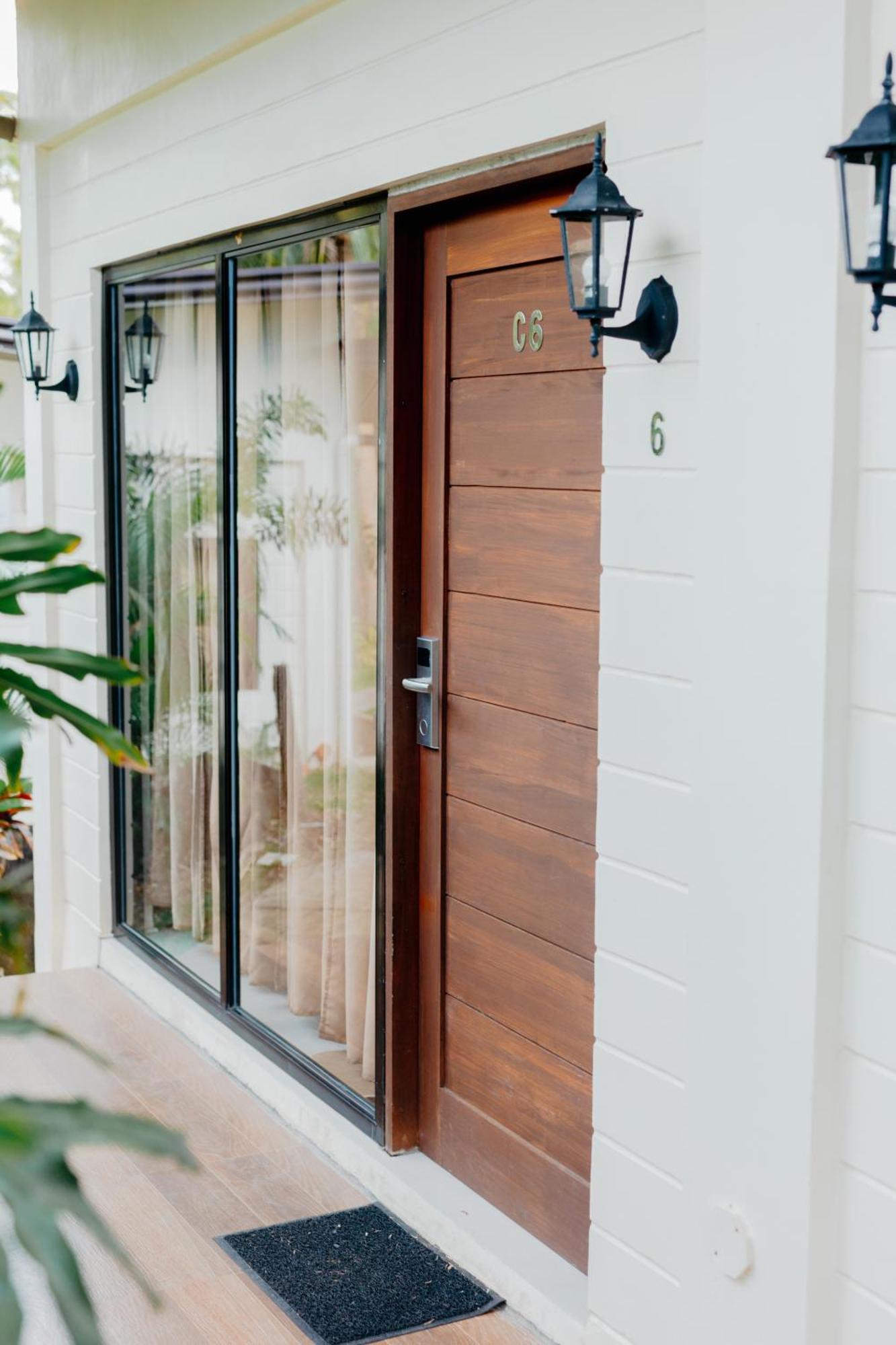 Spacio Caliraya Bed & Breakfast Lumban Exterior foto
