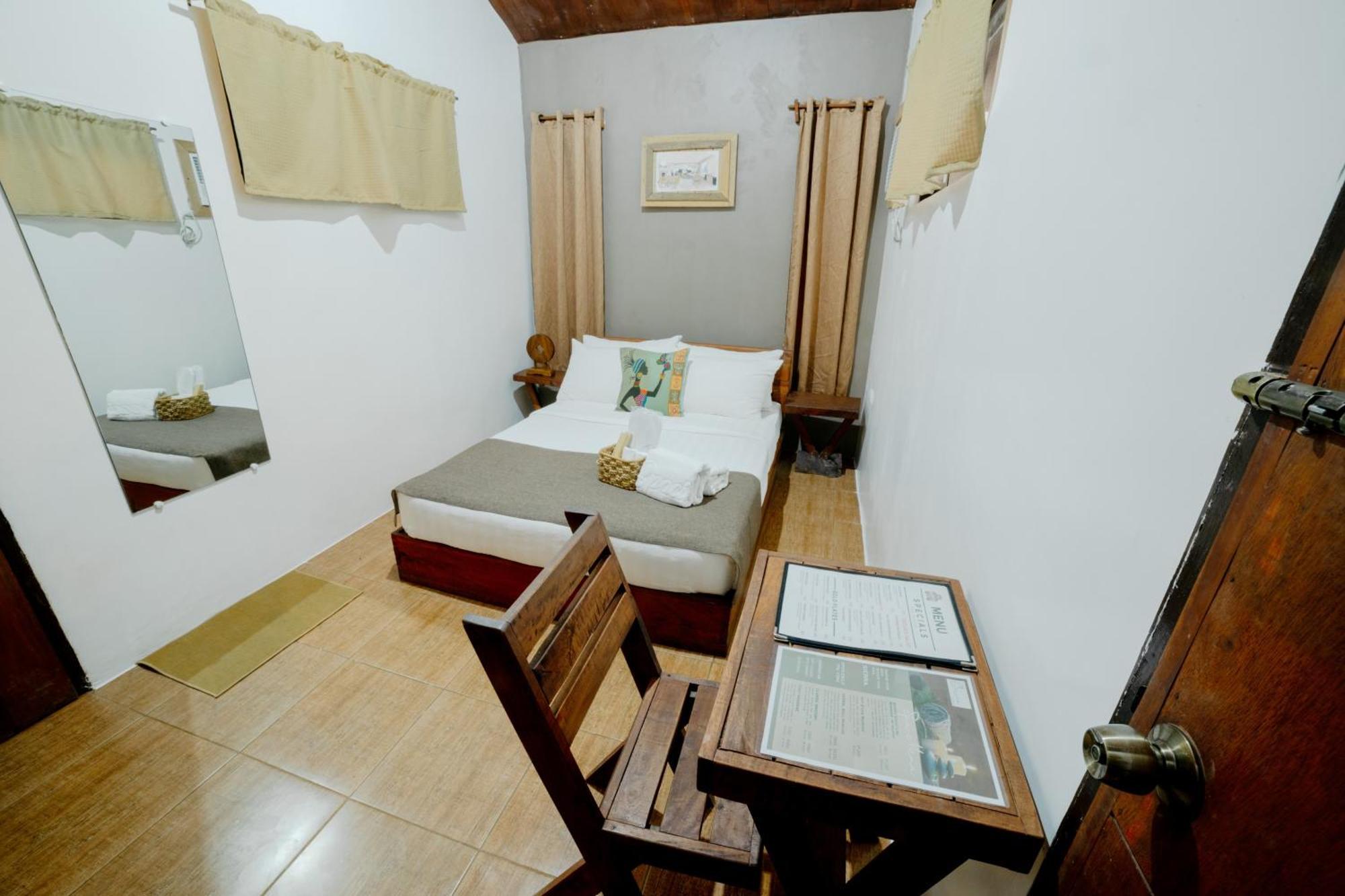 Spacio Caliraya Bed & Breakfast Lumban Exterior foto
