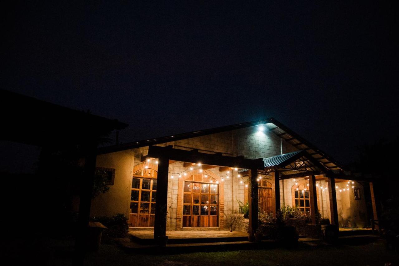 Spacio Caliraya Bed & Breakfast Lumban Exterior foto