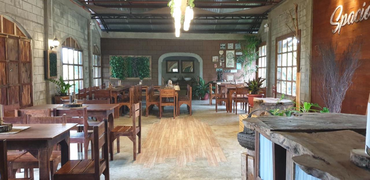 Spacio Caliraya Bed & Breakfast Lumban Exterior foto